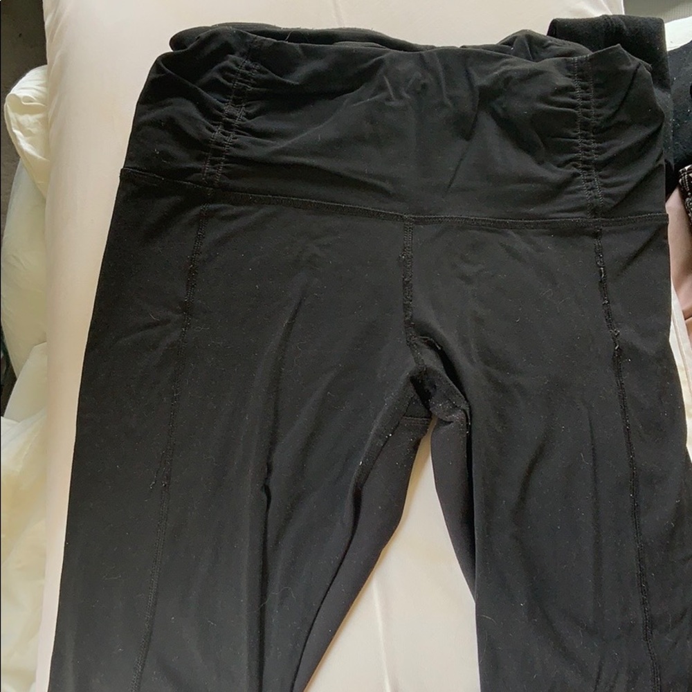lululemon leggings/yoga pants size 8 with zippers
